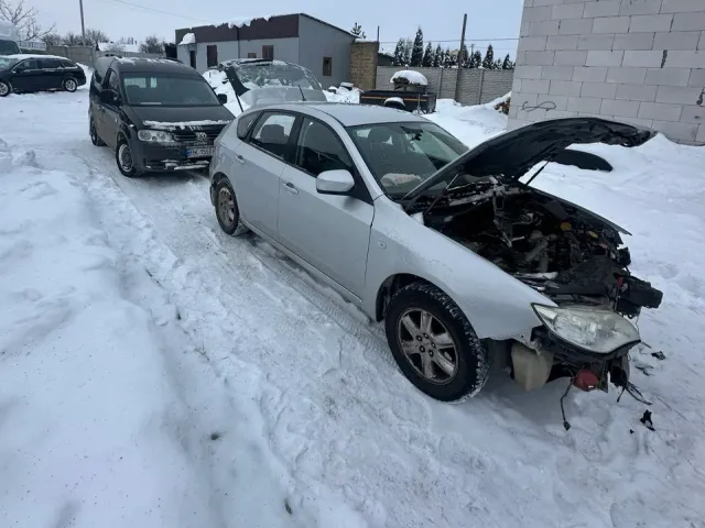 Subaru Impreza - фото 1