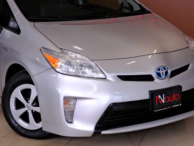 Toyota Prius - фото 3