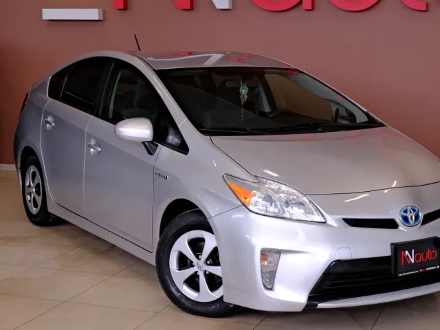 Toyota Prius - фото 4