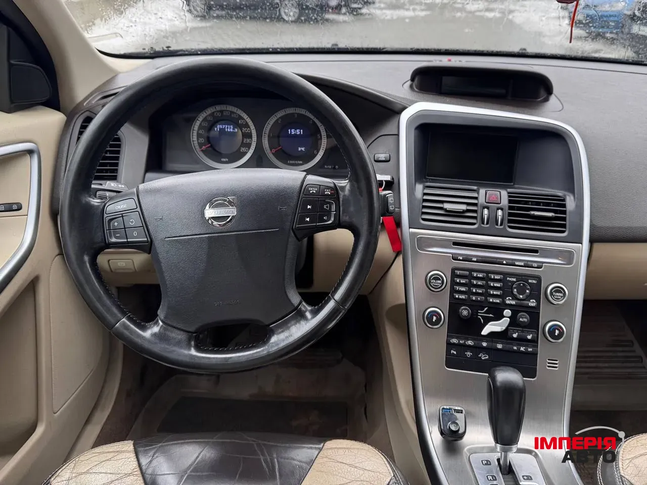 Volvo XC60 - фото 4