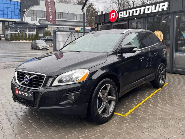 Volvo XC60 - фото 2