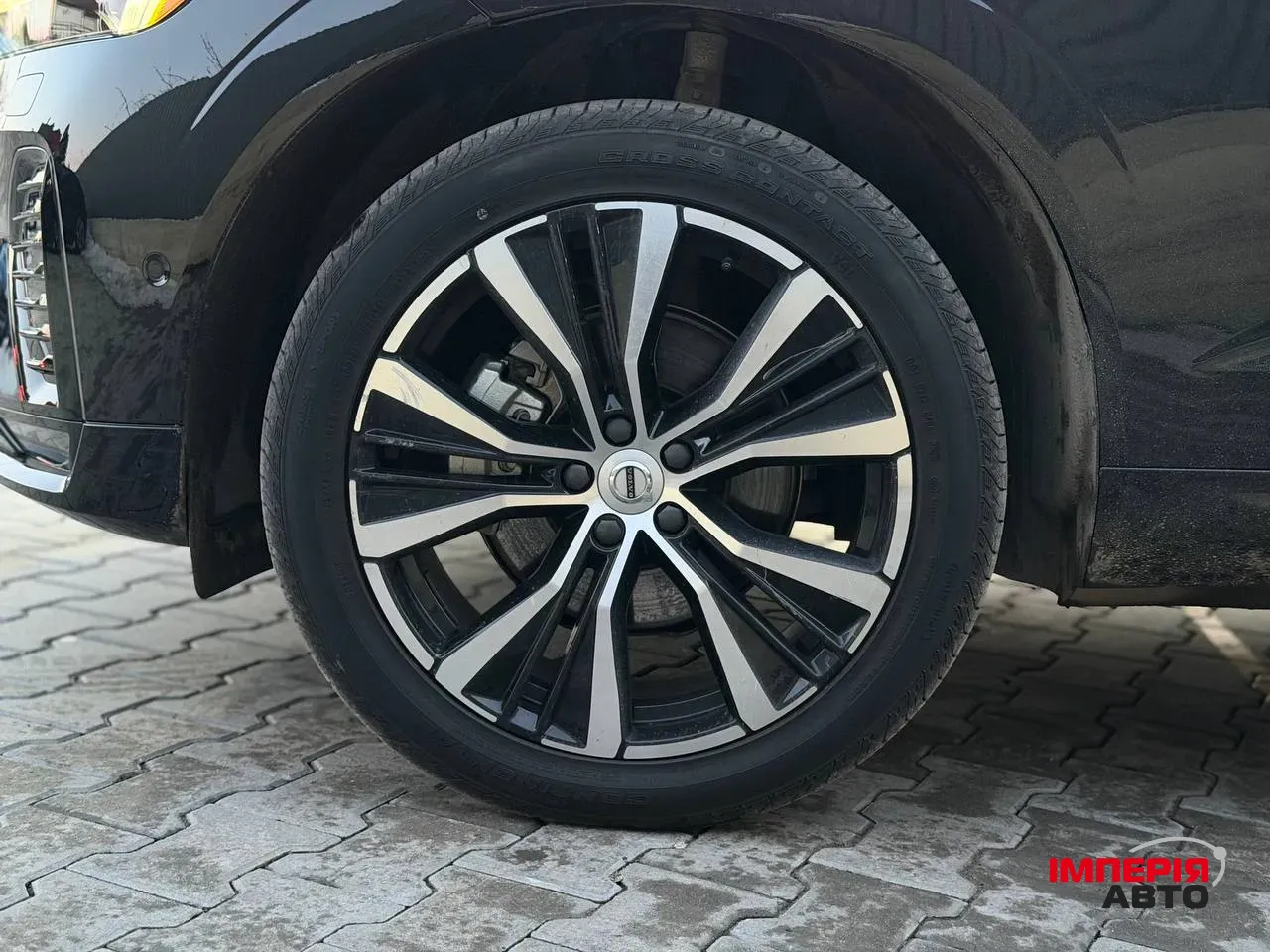 Volvo XC60 - фото 8
