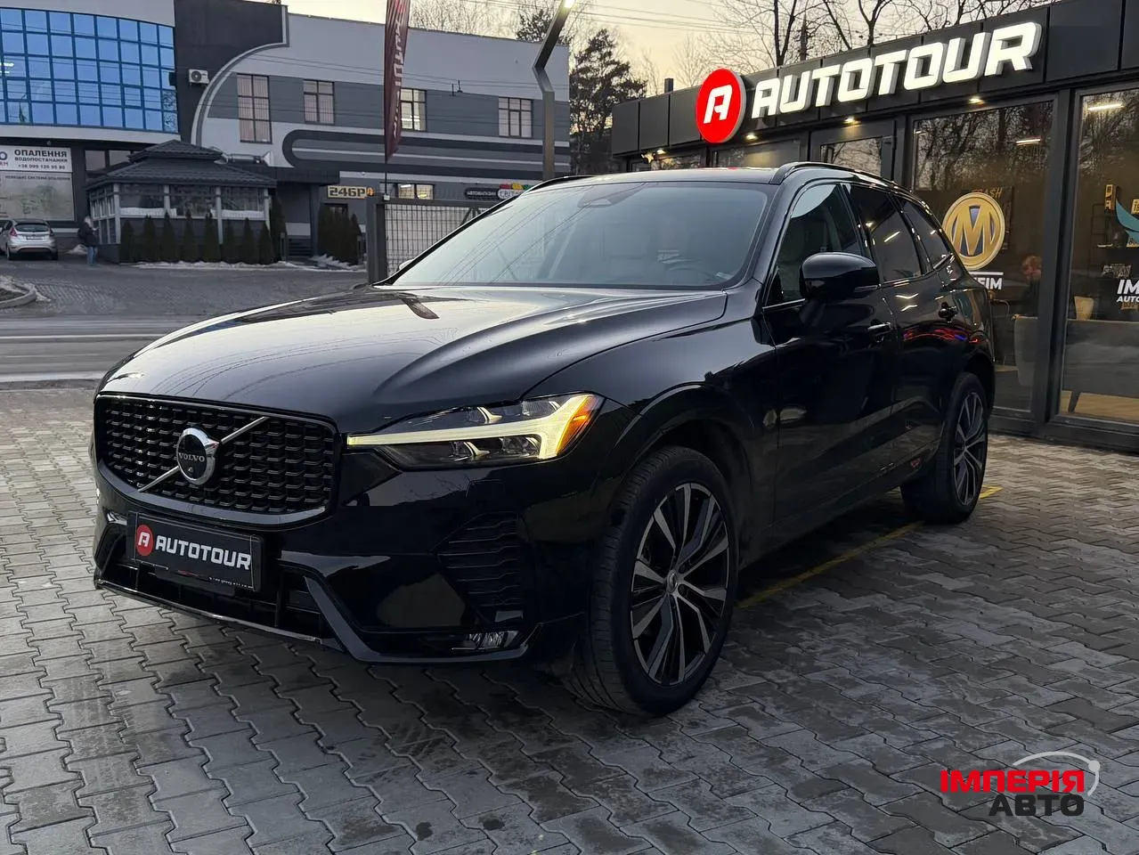 Volvo XC60 - фото 2