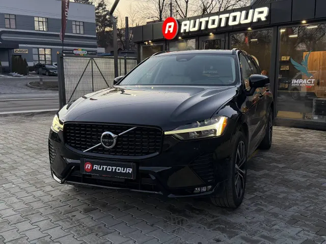 Volvo XC60 - фото 1