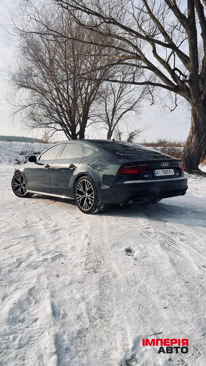 Audi A7 - фото 8