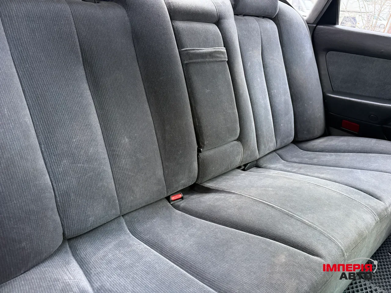 Mitsubishi Sigma - фото 10