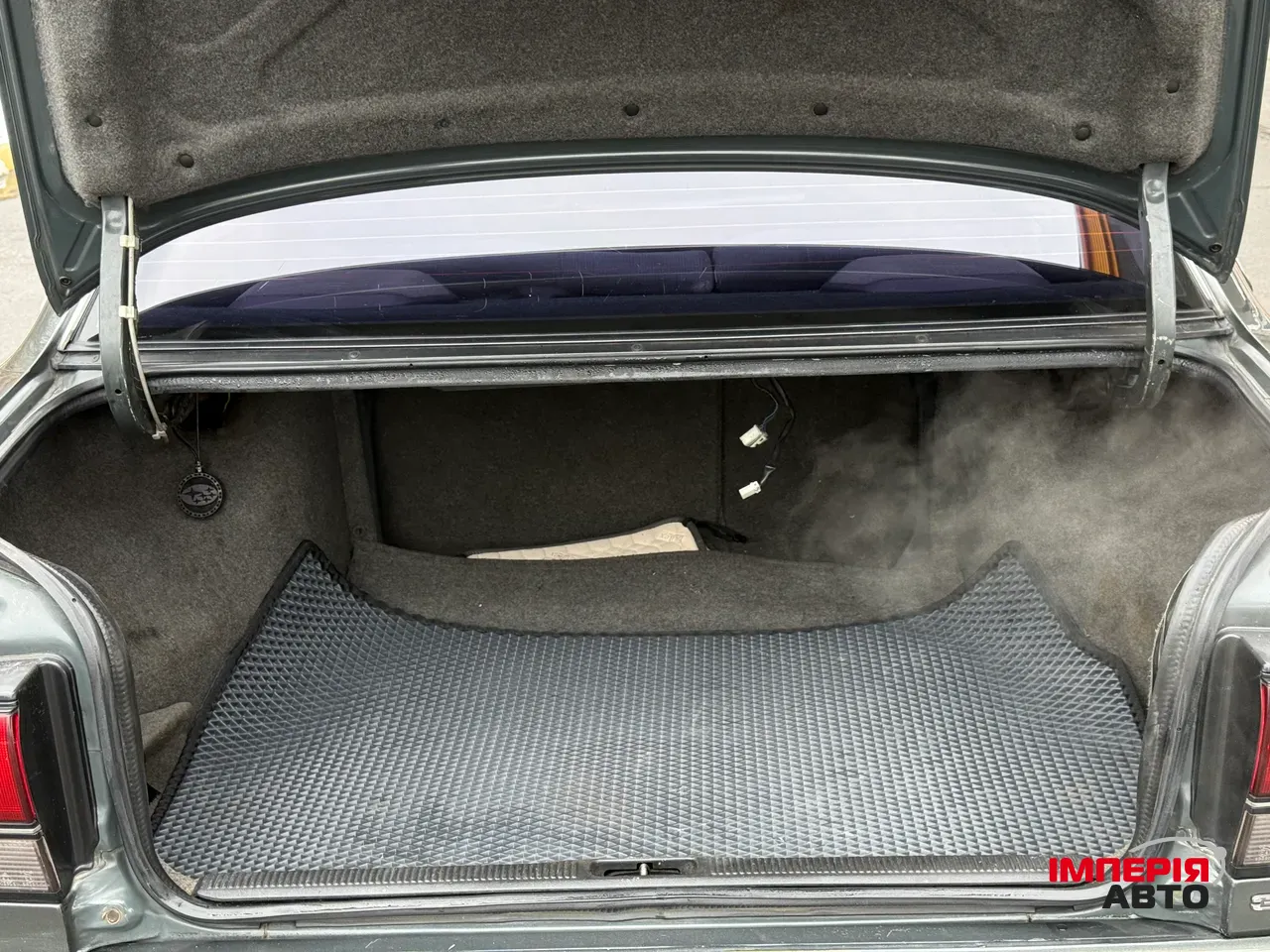 Mitsubishi Sigma - фото 12