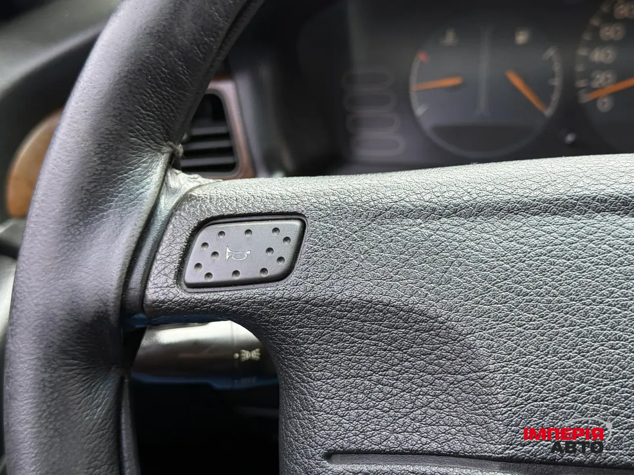 Mitsubishi Sigma - фото 42