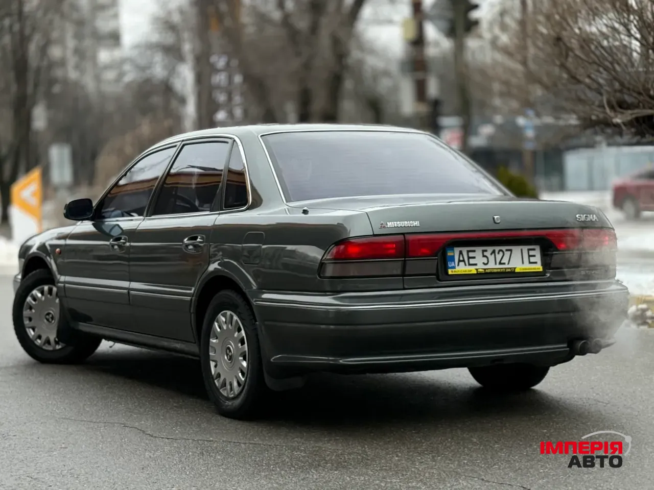 Mitsubishi Sigma - фото 3