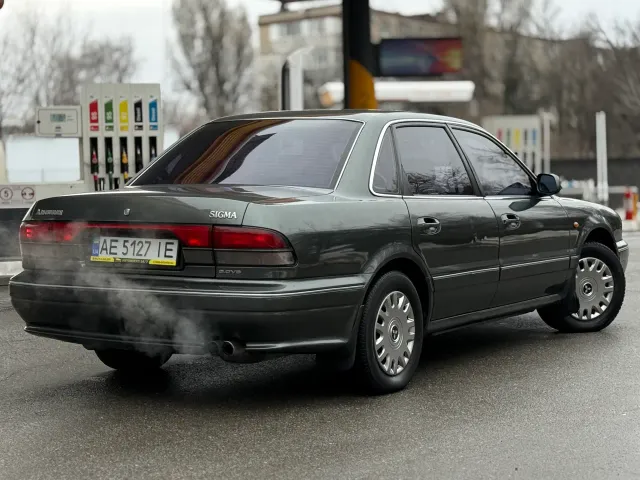 Mitsubishi Sigma - фото 5