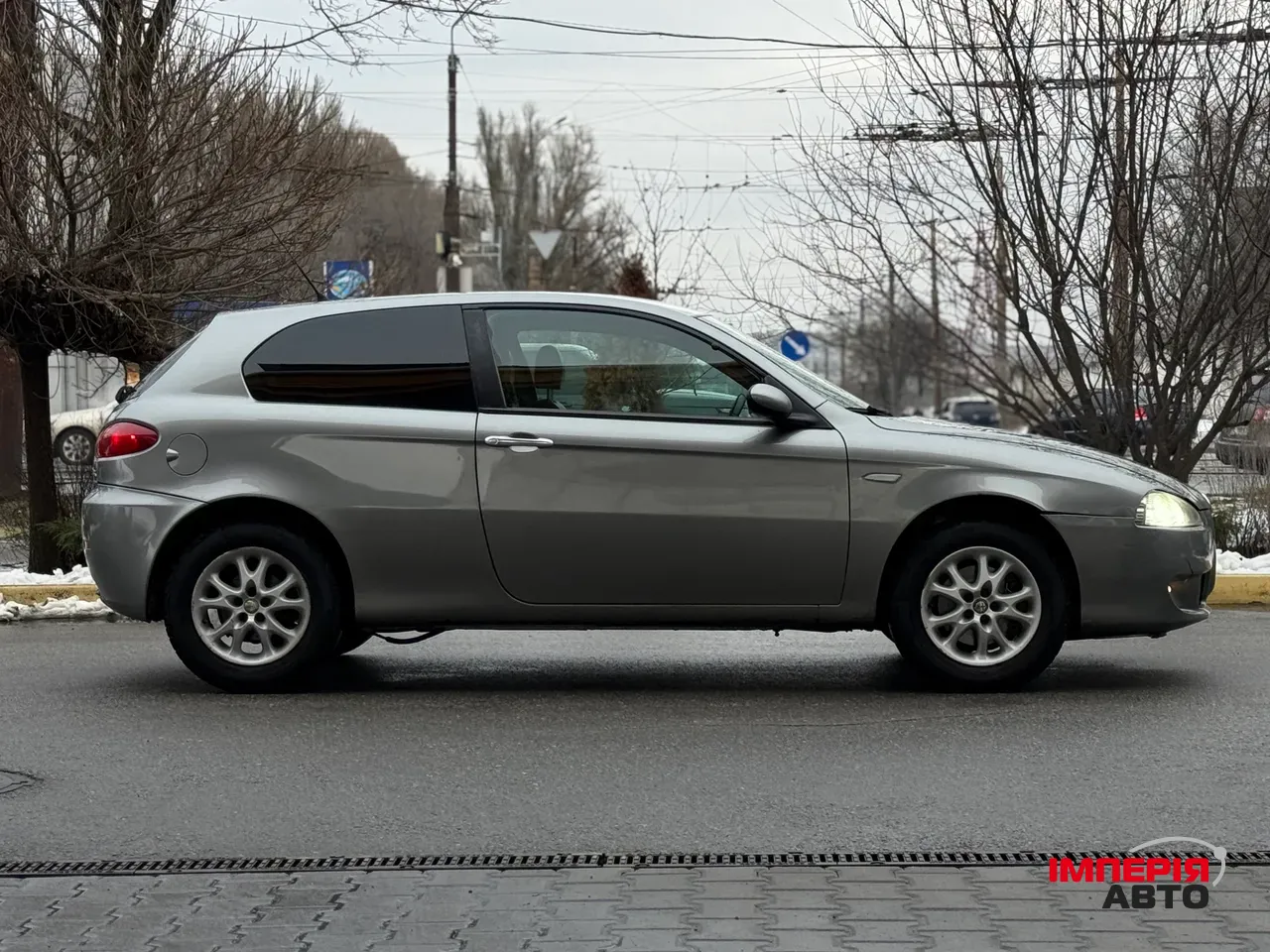 Alfa Romeo 147 - фото 6