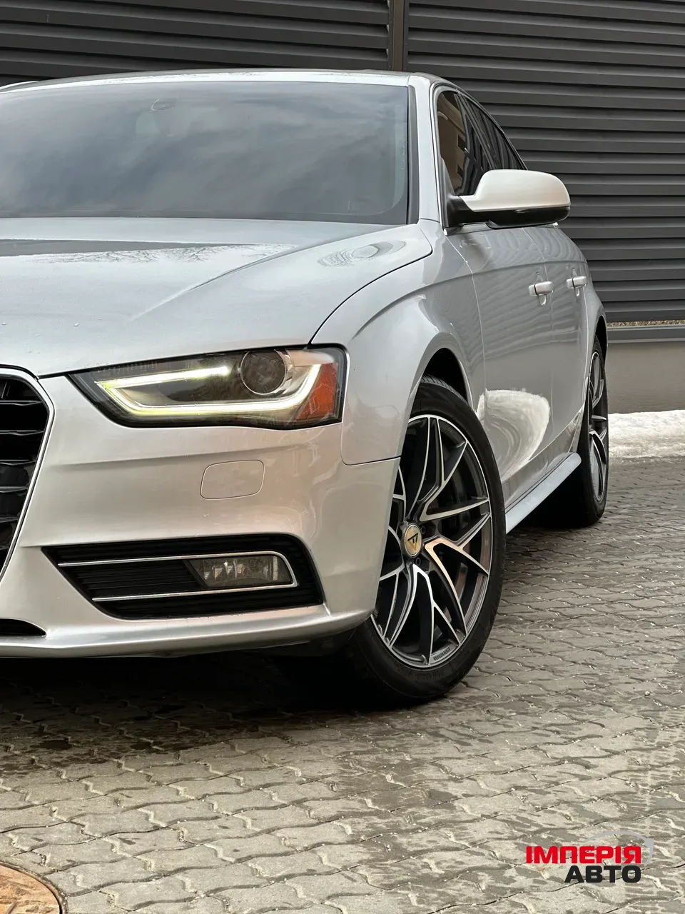 Audi A4 - фото 4