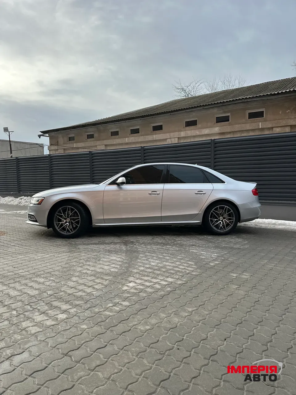 Audi A4 - фото 13