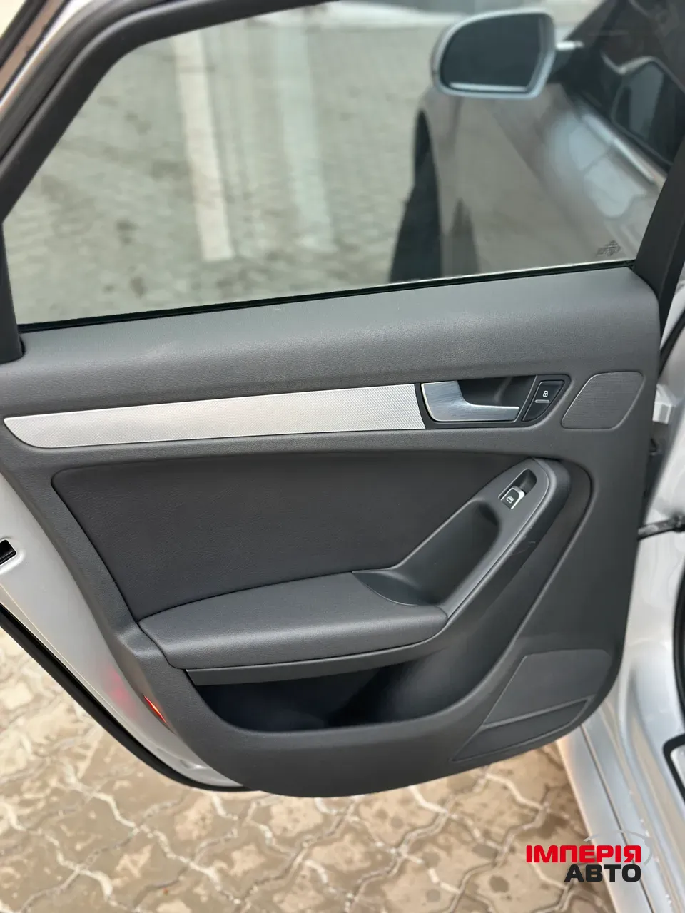 Audi A4 - фото 18