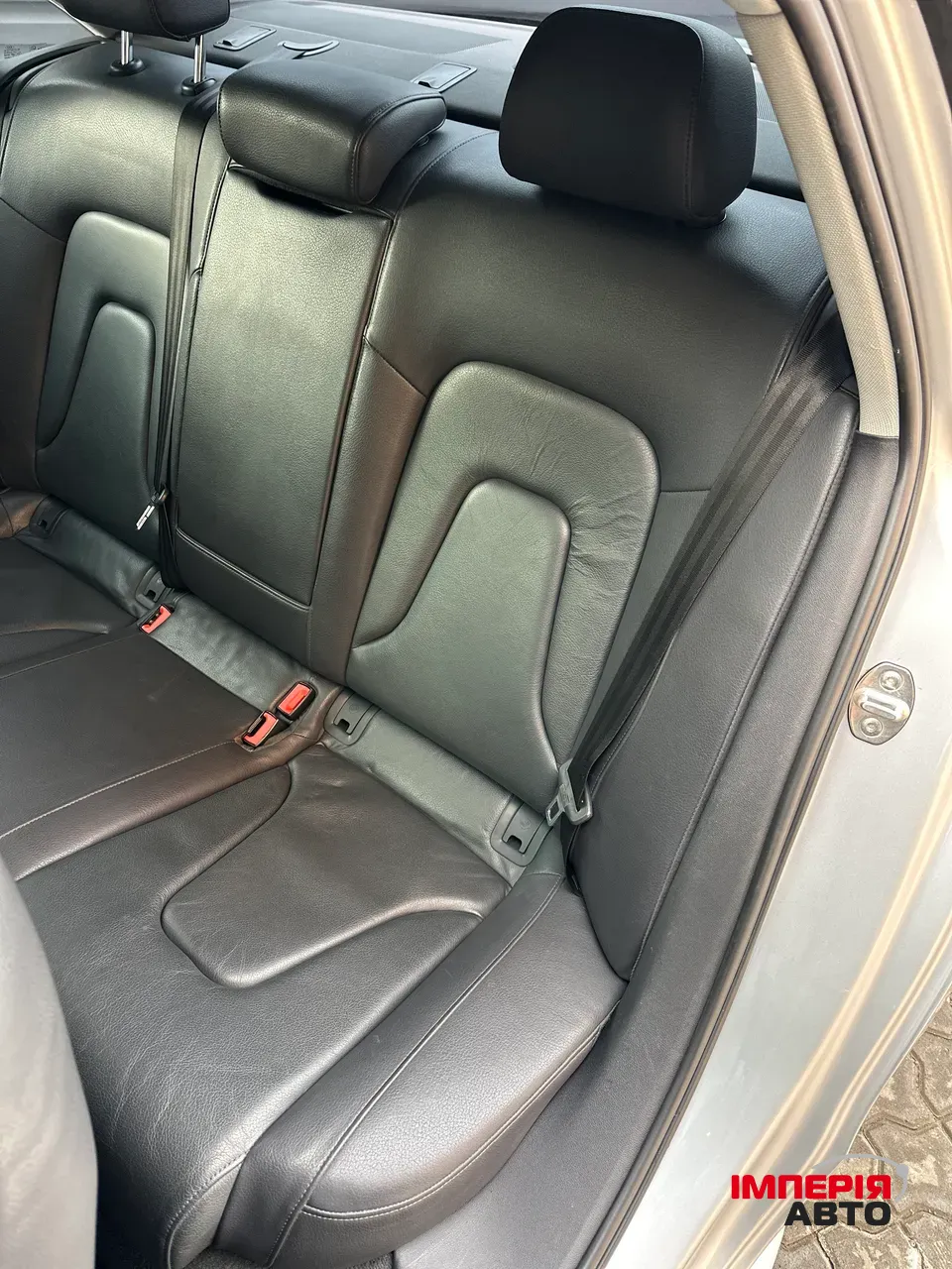 Audi A4 - фото 19