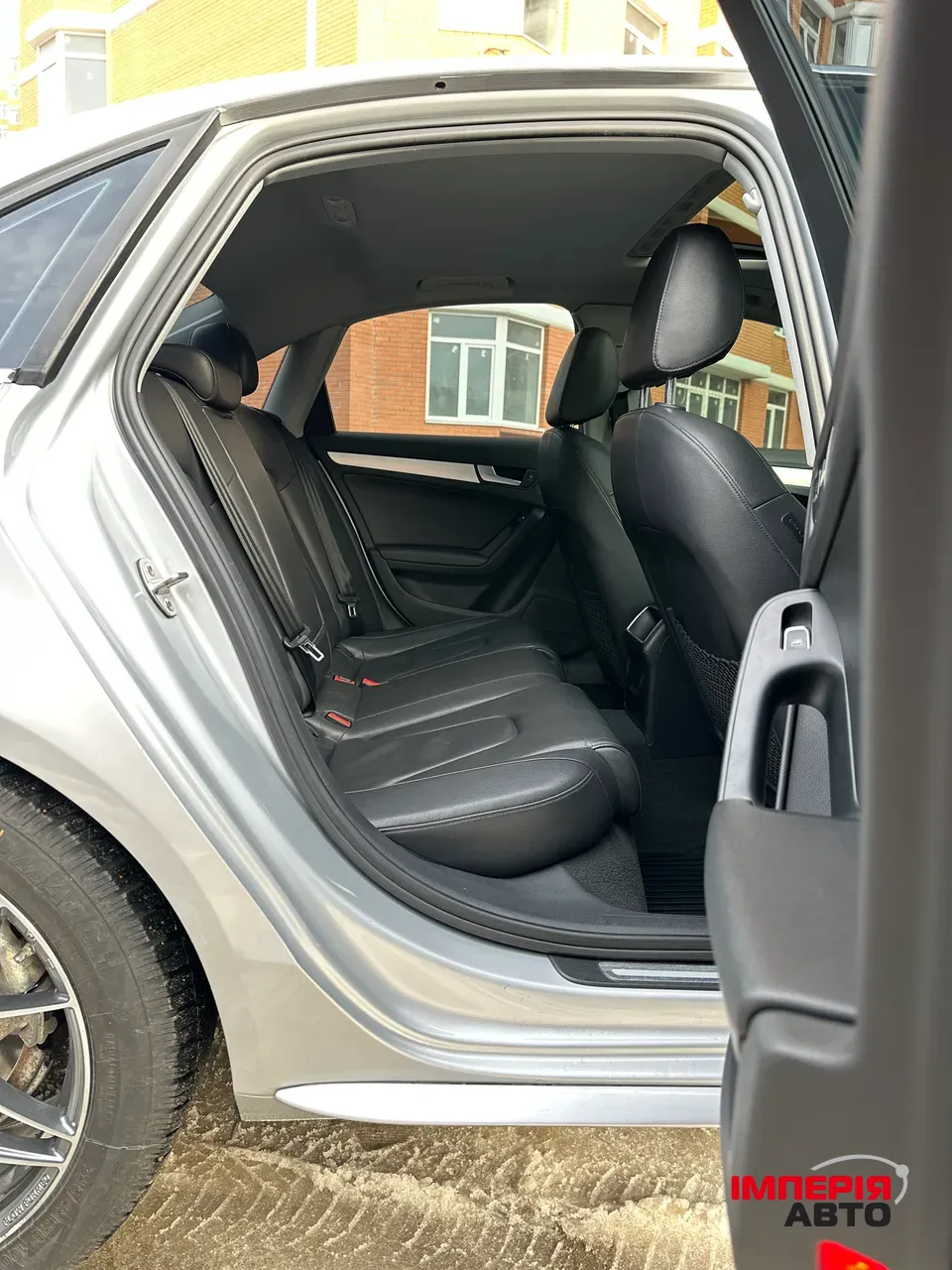 Audi A4 - фото 21