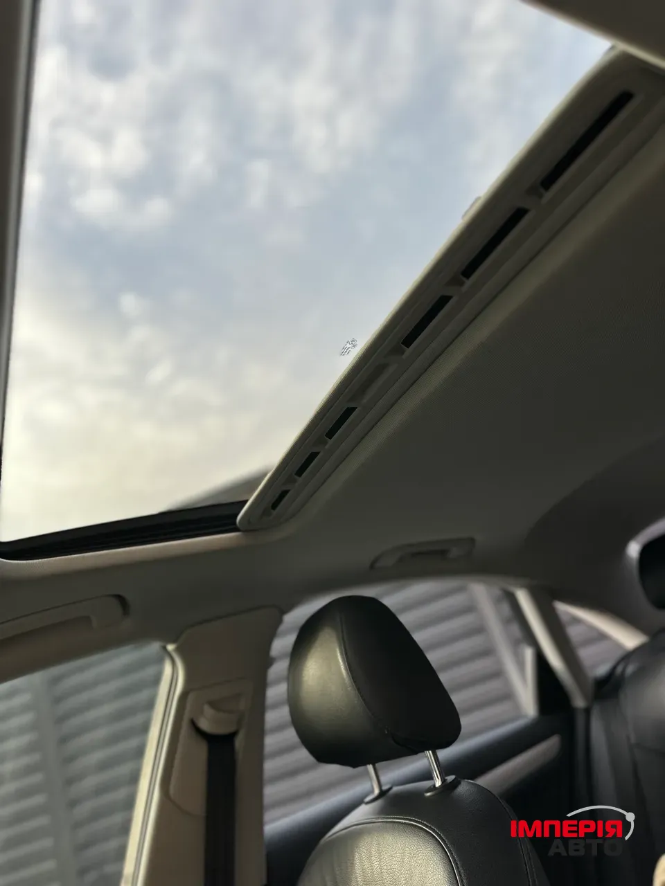 Audi A4 - фото 25