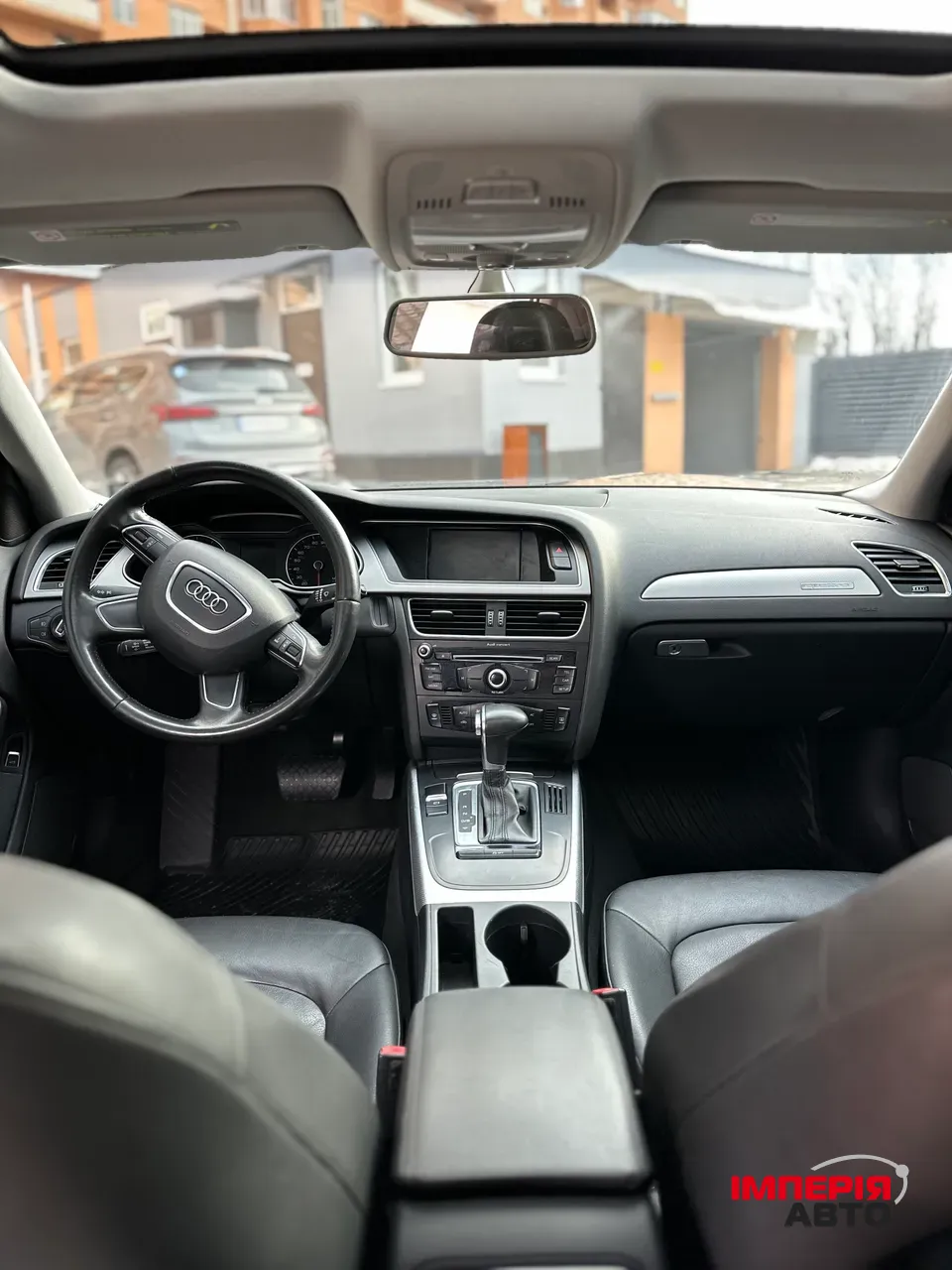 Audi A4 - фото 17