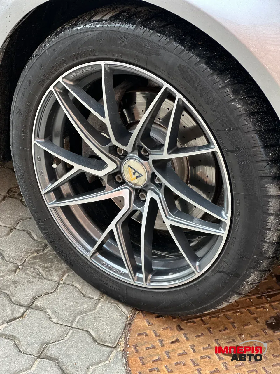 Audi A4 - фото 29