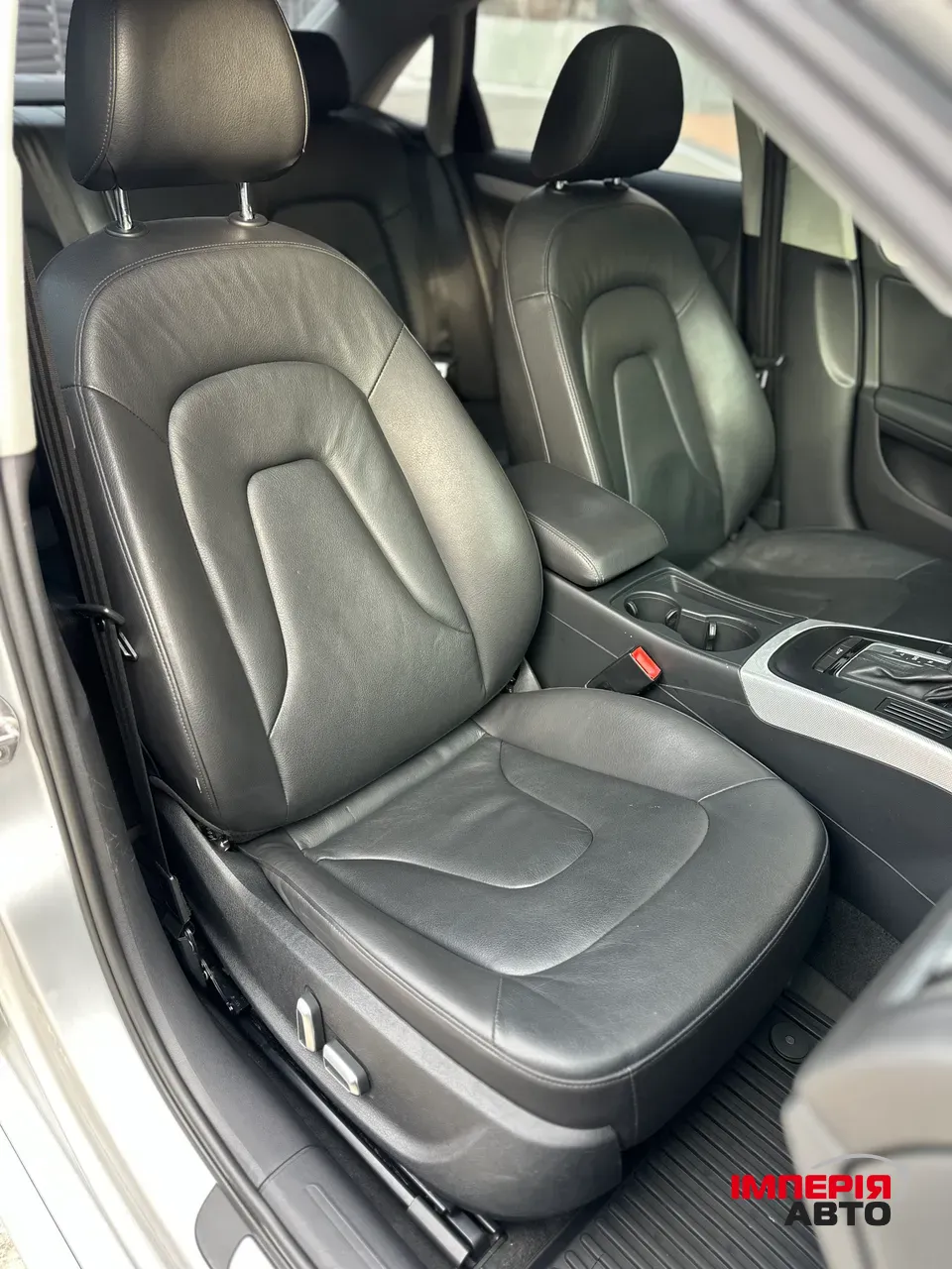 Audi A4 - фото 23