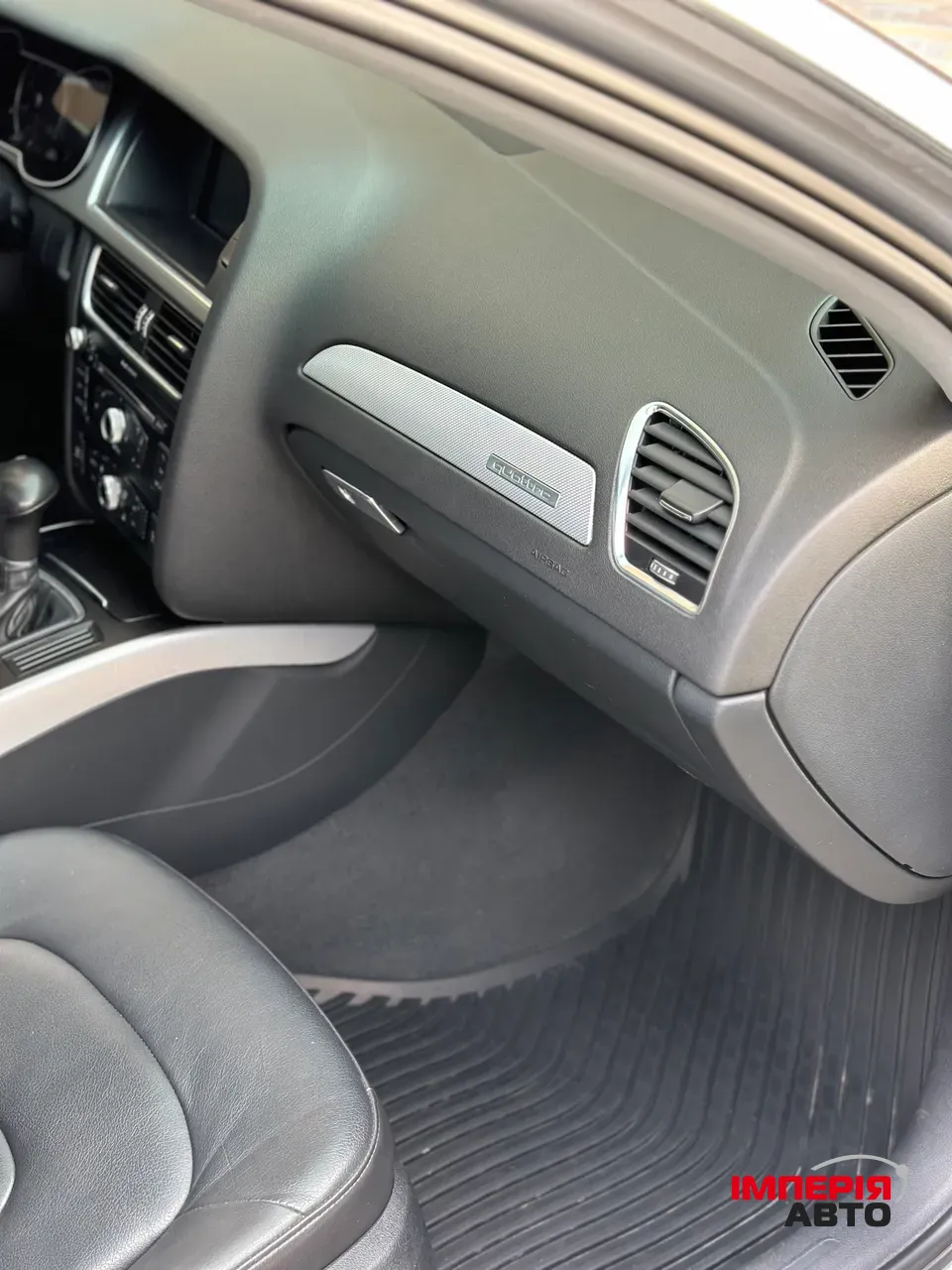 Audi A4 - фото 24