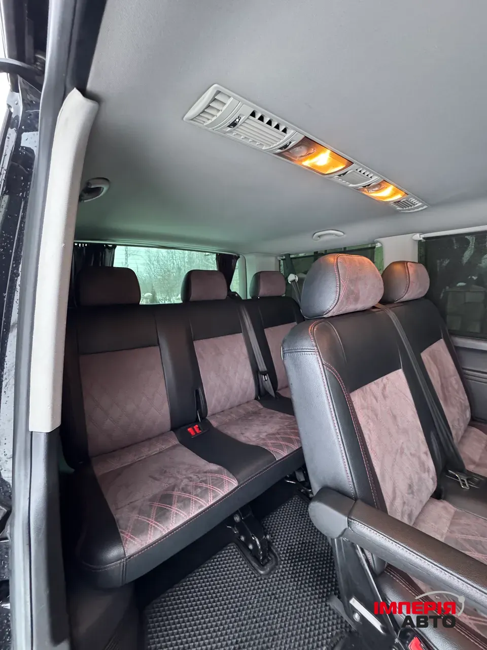 Volkswagen Caravelle - фото 16