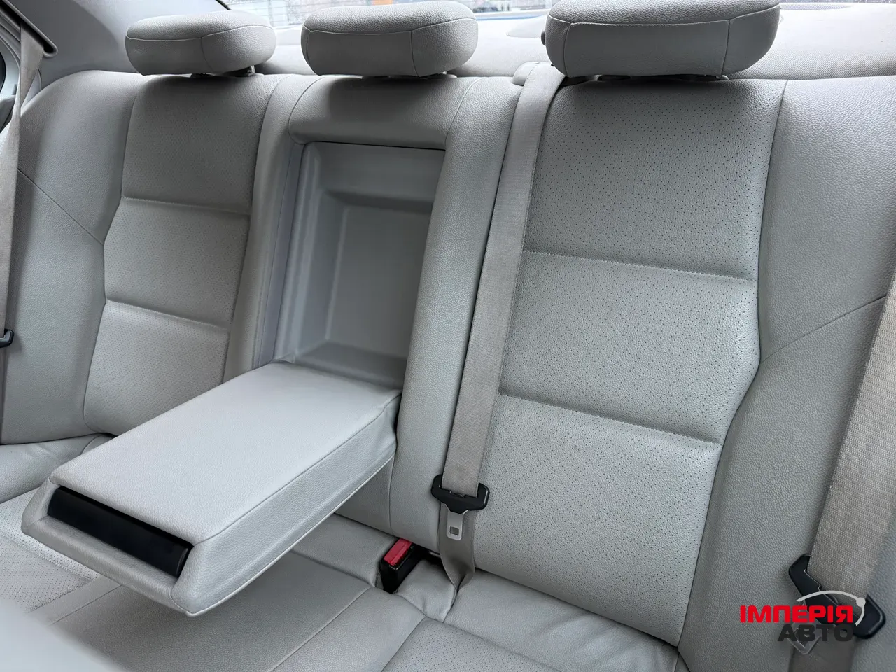 Mercedes-Benz C-Класс - фото 13