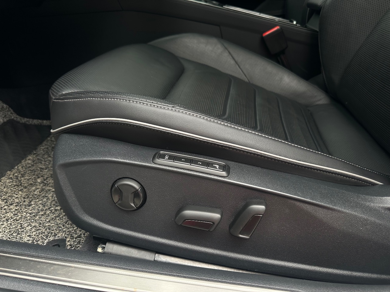 Volkswagen Arteon - фото 10