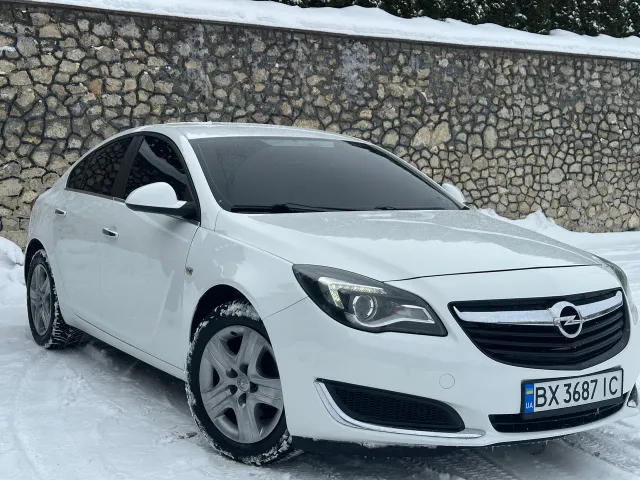 Opel Insignia - фото 2