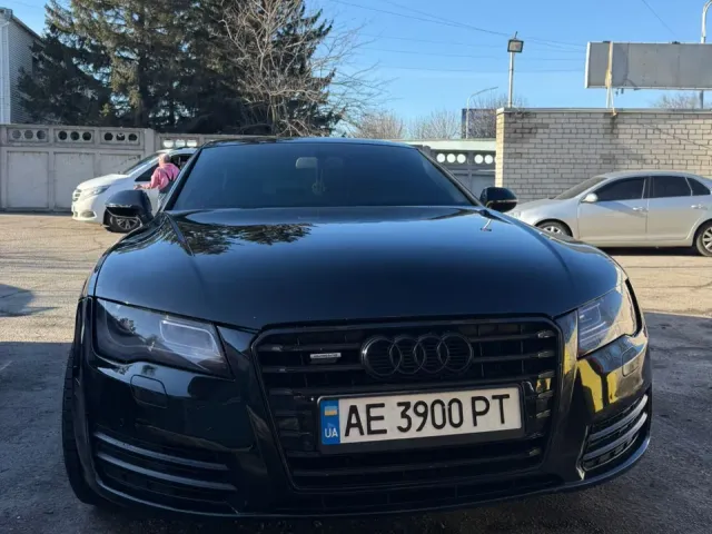 Audi A7 - фото 1