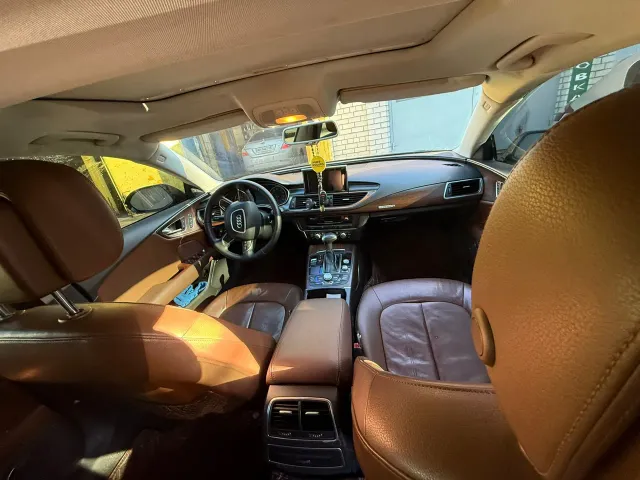 Audi A7 - фото 2