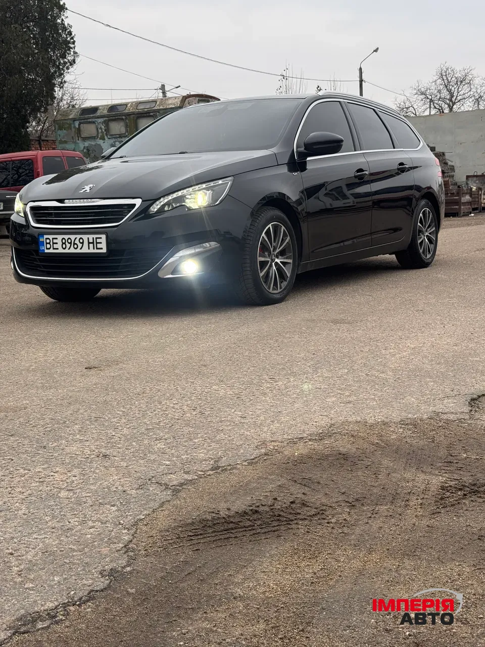Peugeot 308 - фото 1