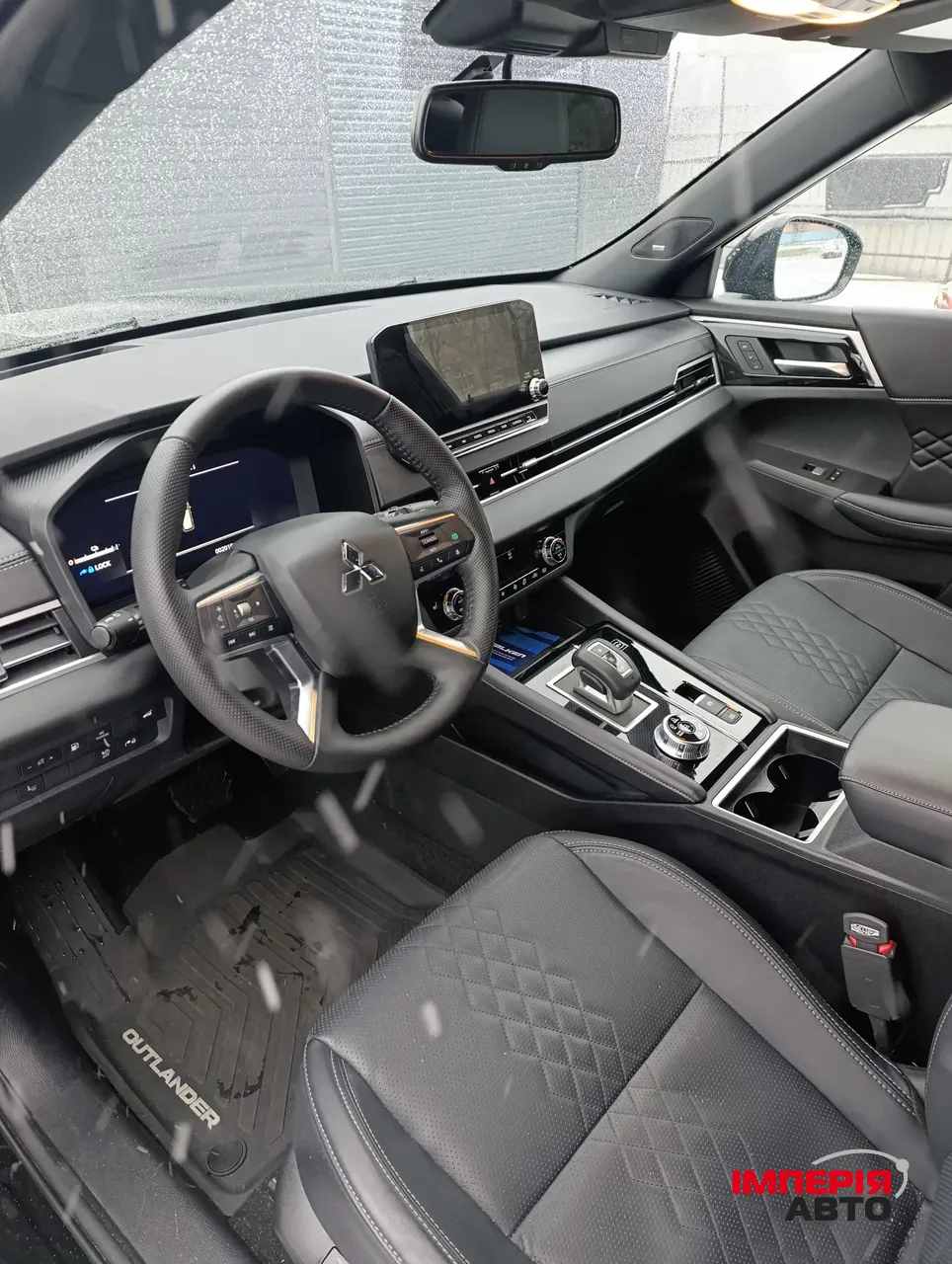 Mitsubishi Outlander - фото 5