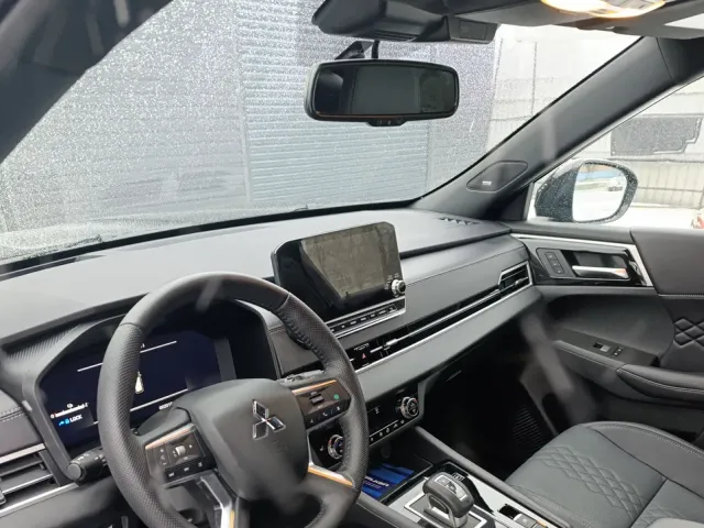 Mitsubishi Outlander - фото 5