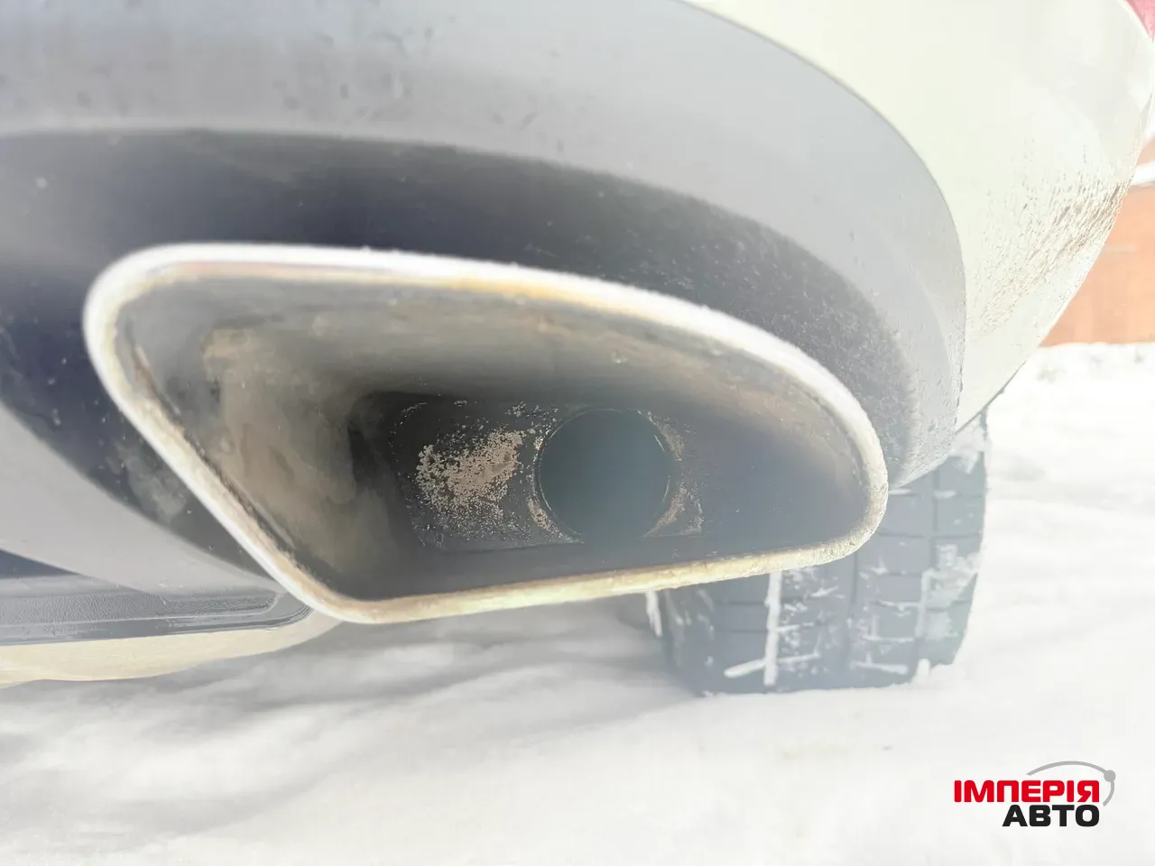 Volkswagen Touareg - фото 12