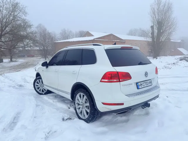 Volkswagen Touareg - фото 4