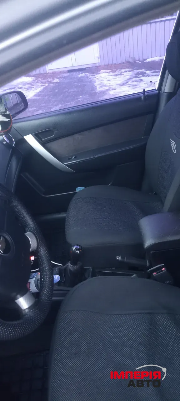 Chevrolet Aveo - фото 3