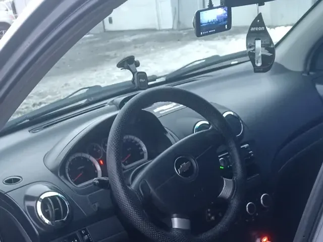 Chevrolet Aveo - фото 4