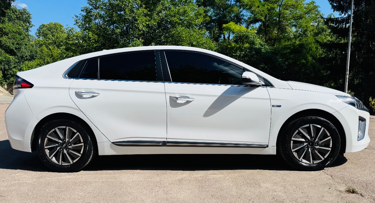 Hyundai IONIQ - фото 7