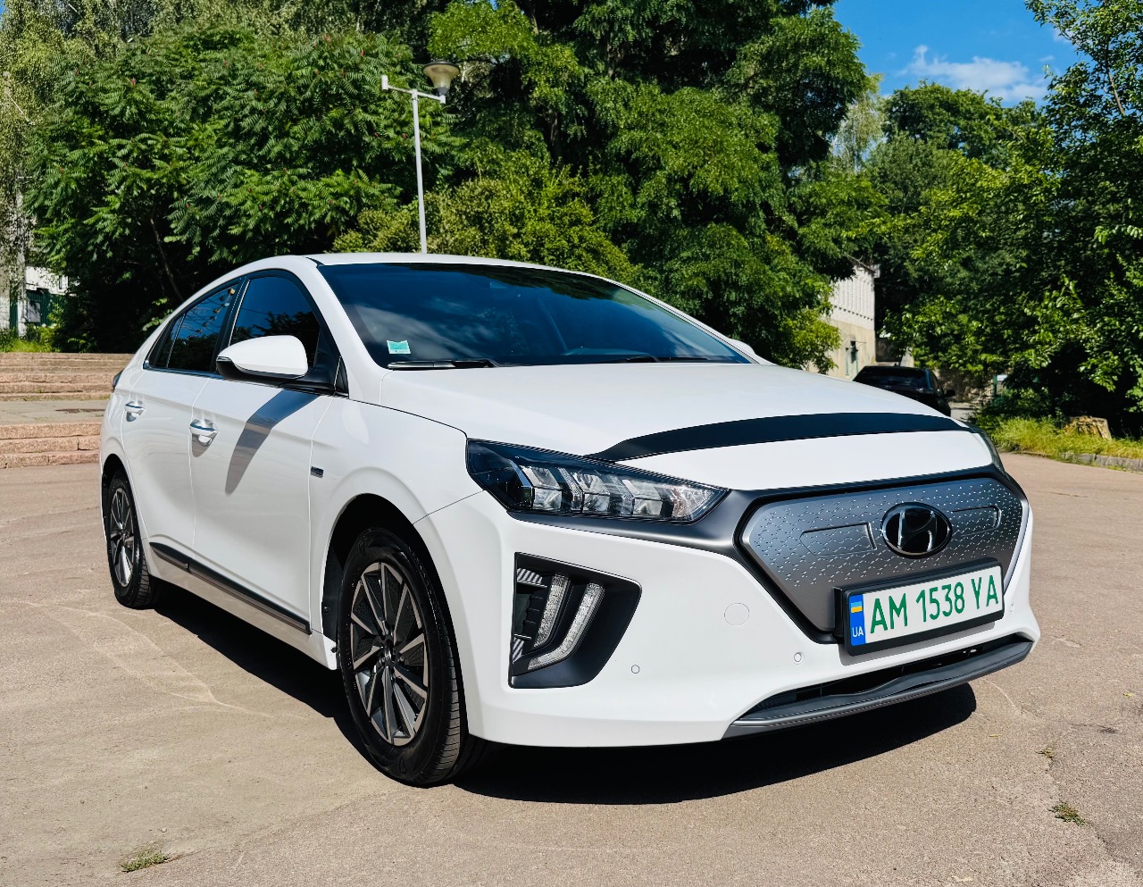 Hyundai IONIQ - фото 5