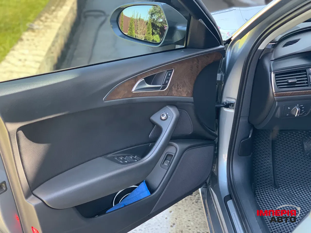 Audi A6 - фото 10