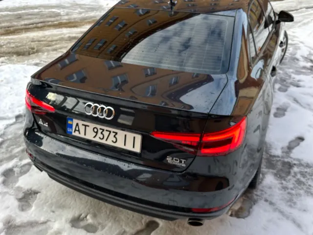 Audi A4 - фото 4