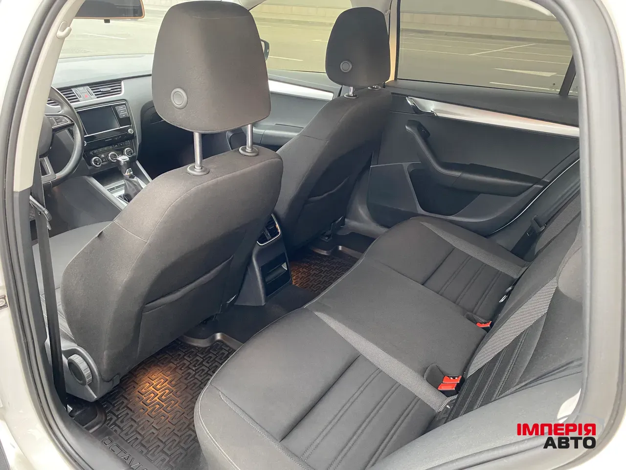 Skoda Octavia - фото 24