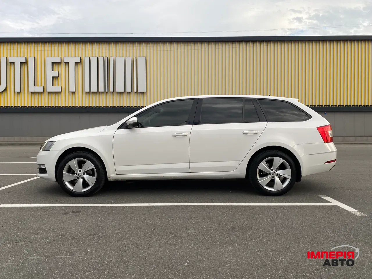 Skoda Octavia - фото 11