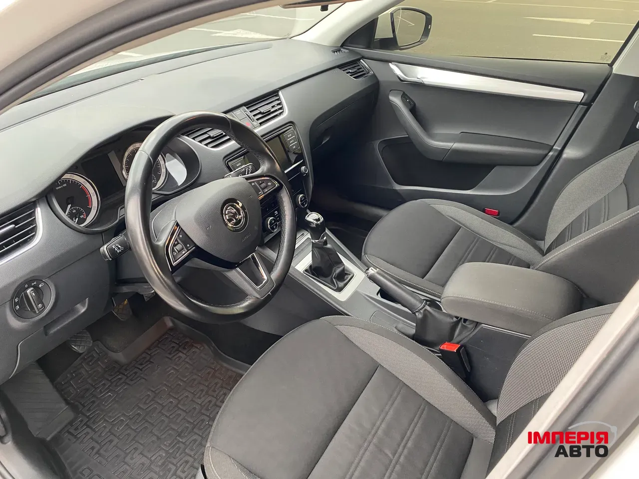 Skoda Octavia - фото 21