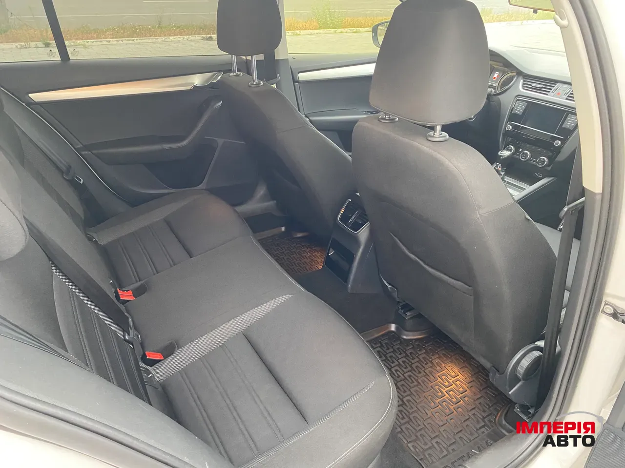 Skoda Octavia - фото 26