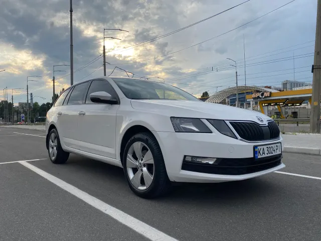 Skoda Octavia - фото 4
