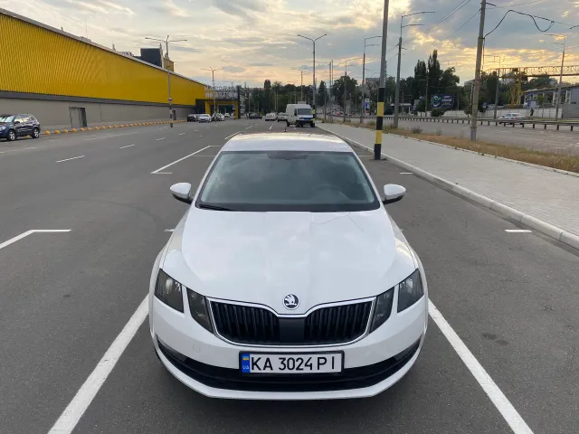 Skoda Octavia - фото 2
