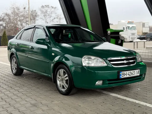 Chevrolet Lacetti - фото 3