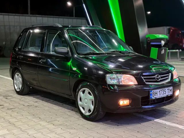 Mazda Demio - фото 2